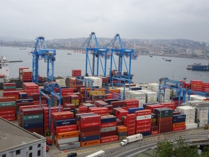 Containerhafen in Valparaiso